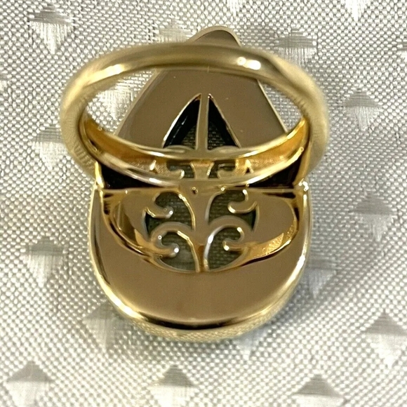 Genuine Jade Ring in 18k Gold over Sterling Silver Ring Size 7! 💍 - Picture 4 of 7